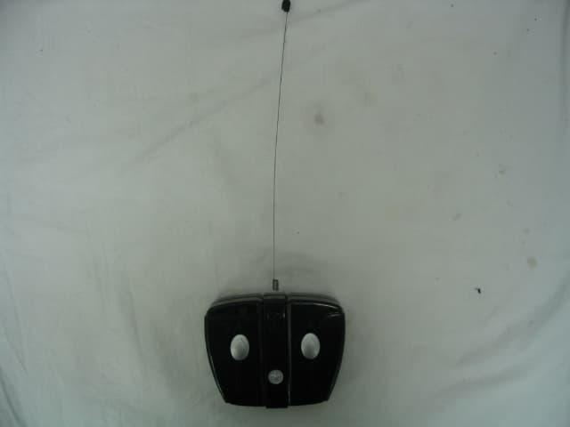 FM Cruiser (49MHz) - FCC ID LU9277095 - MGA Entertainment (HK) Ltd. (2)