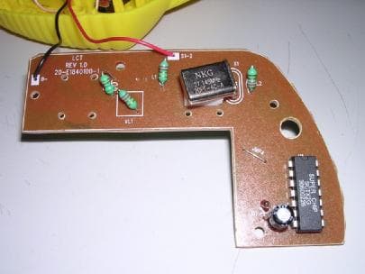 Remote Control Toy Transmitter - FCC ID LU9289098 - MGA Entertainment (HK) Ltd. (2)