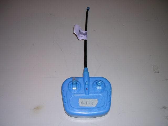 Remote Control Toy Transmitter - FCC ID LU9307464 - MGA Entertainment (HK) Ltd.