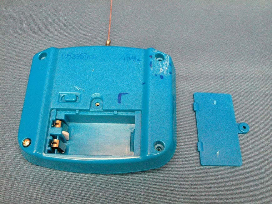 RC Car - FCC ID LU9335702 - MGA Entertainment (HK) Ltd. (1)