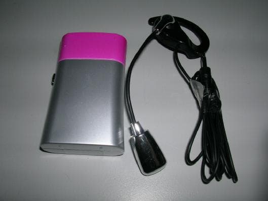 Bratz Dancing Divaz Asst � FM Wireless Microphone - FCC ID LU9355083 - MGA Entertainment (HK) Ltd. (2)