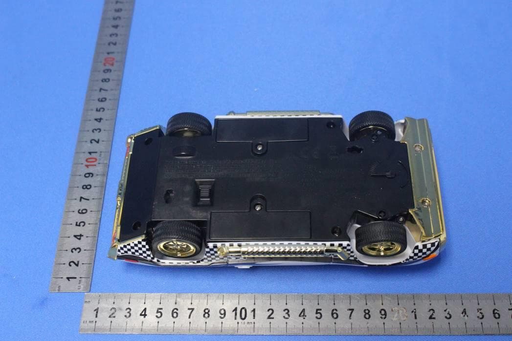 L.O.L. Surprise R/C Wheels - FCC ID LU9569398RX - MGA Entertainment (HK) Ltd. (5)