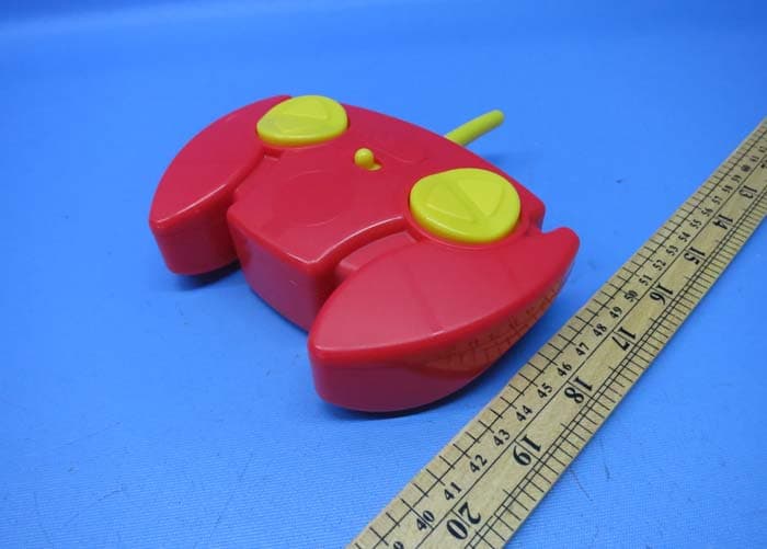Tire Twister - FCC ID LU9638541TX - MGA Entertainment (HK) Ltd. (2)