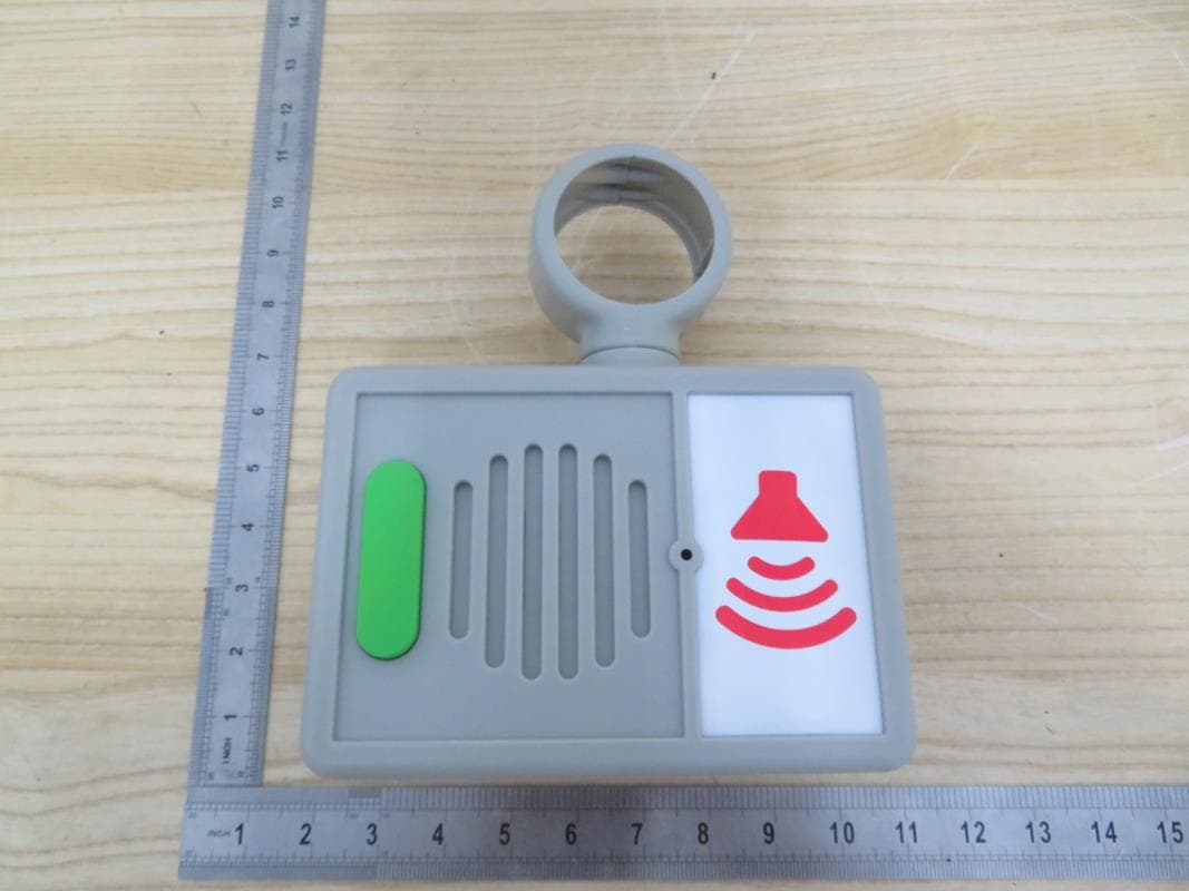 LT Wood Kitchen - Drive Thru Diner - FCC ID LU9657979TX - MGA Entertainment (HK) Ltd. (4)