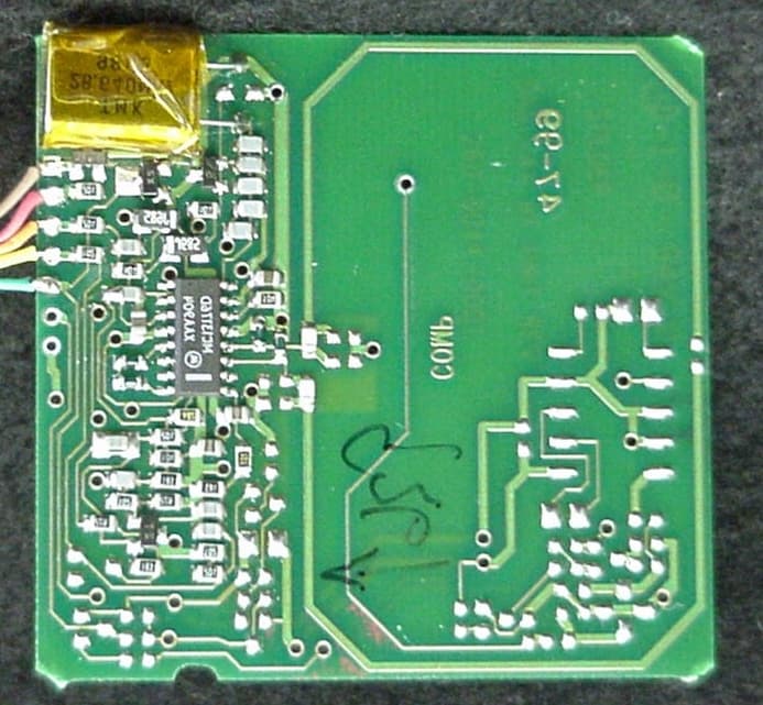 Transmitter Module for Digitrax Products - FCC ID LV3RF1 - Digitrax Inc (1)