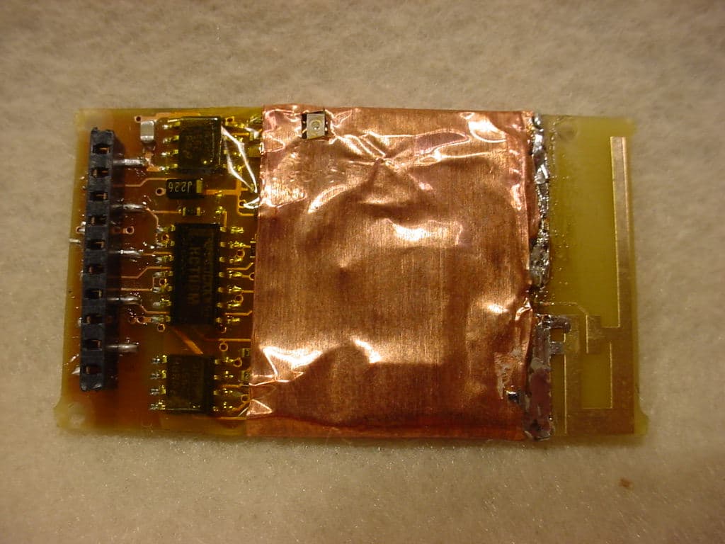 RF24 RADIO TRANSCEIVER MODULE - FCC ID LV3RF24 - Digitrax Inc (3)