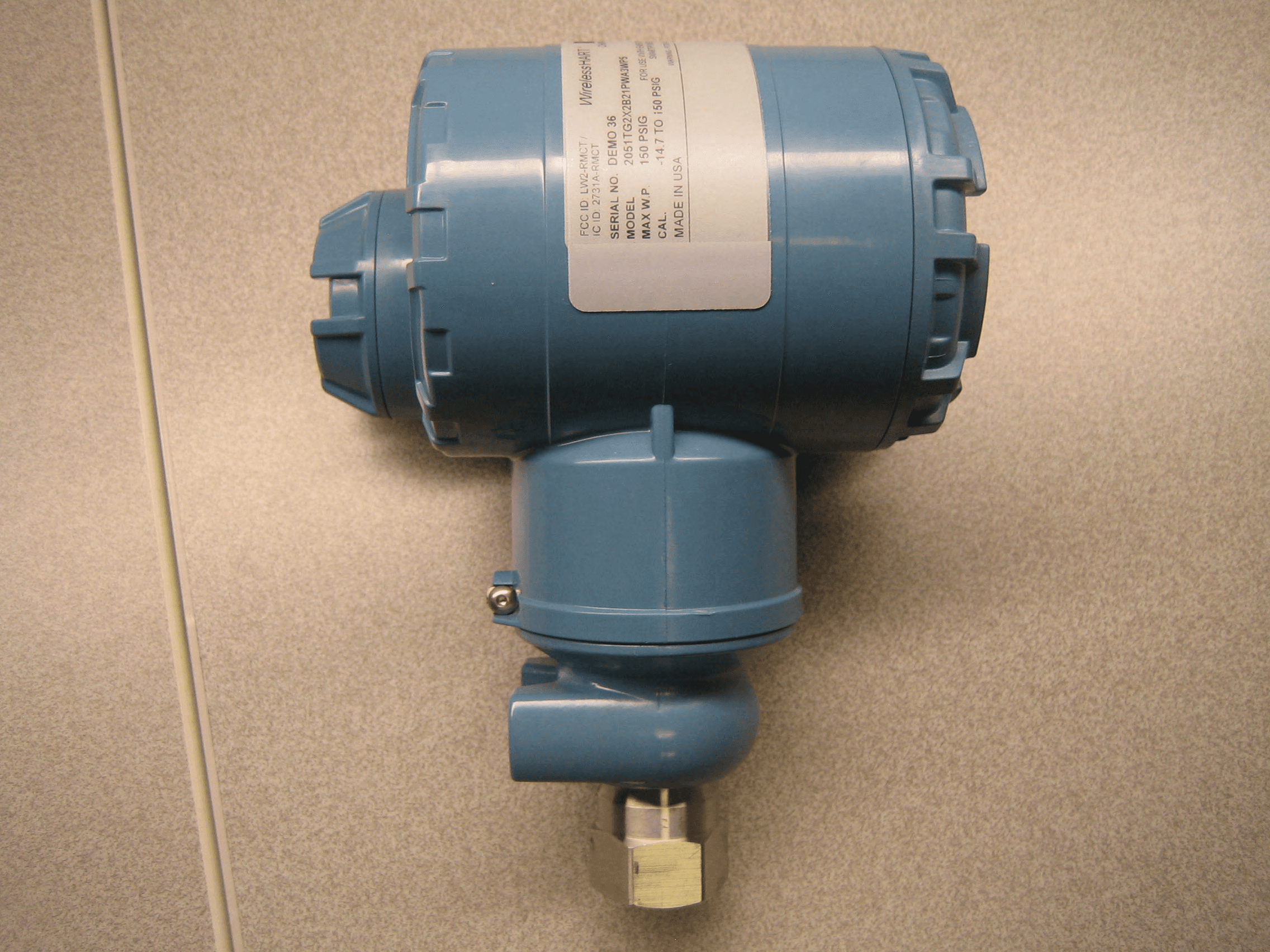 Wireless Pressure Transmitter - FCC ID LW2-RMCT - Rosemount Inc (2)