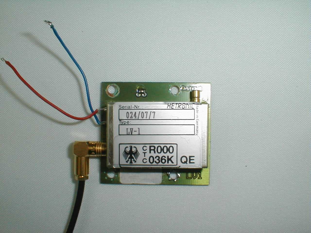 UHF Amplifier - FCC ID LW9-LV1 - Hetronic International Inc