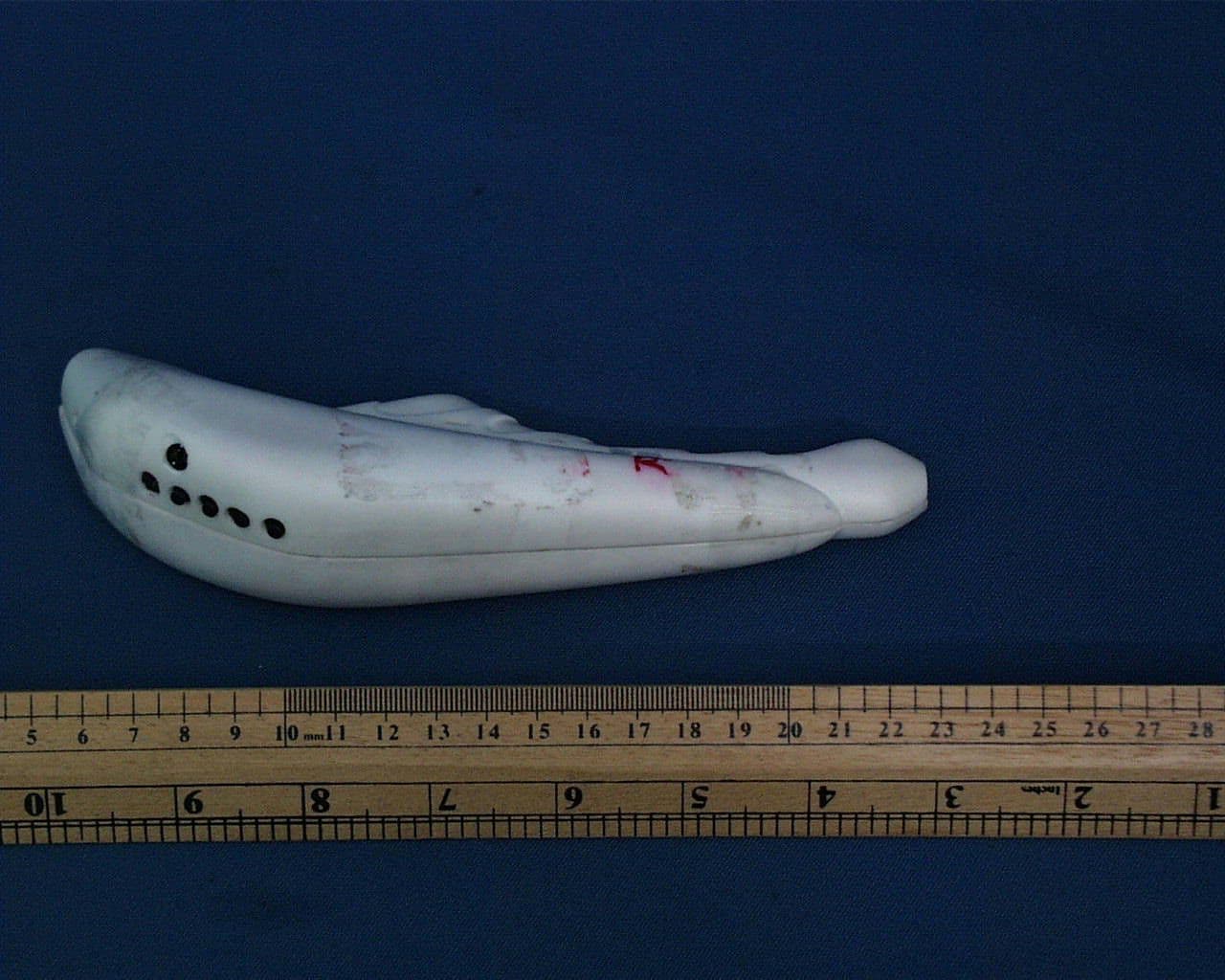 Transmitter Part of 900MHz V Mail - FCC ID LXV69100 - Toy Biz Inc