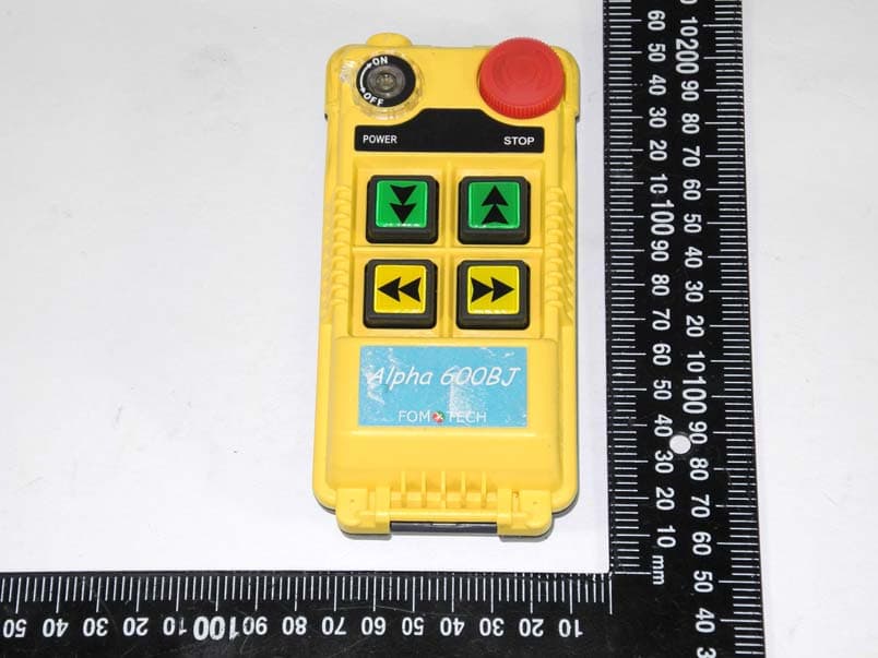 Industrial Remote Control - FCC ID LZ6ALPHA604XJ - Fomotech International Corp.