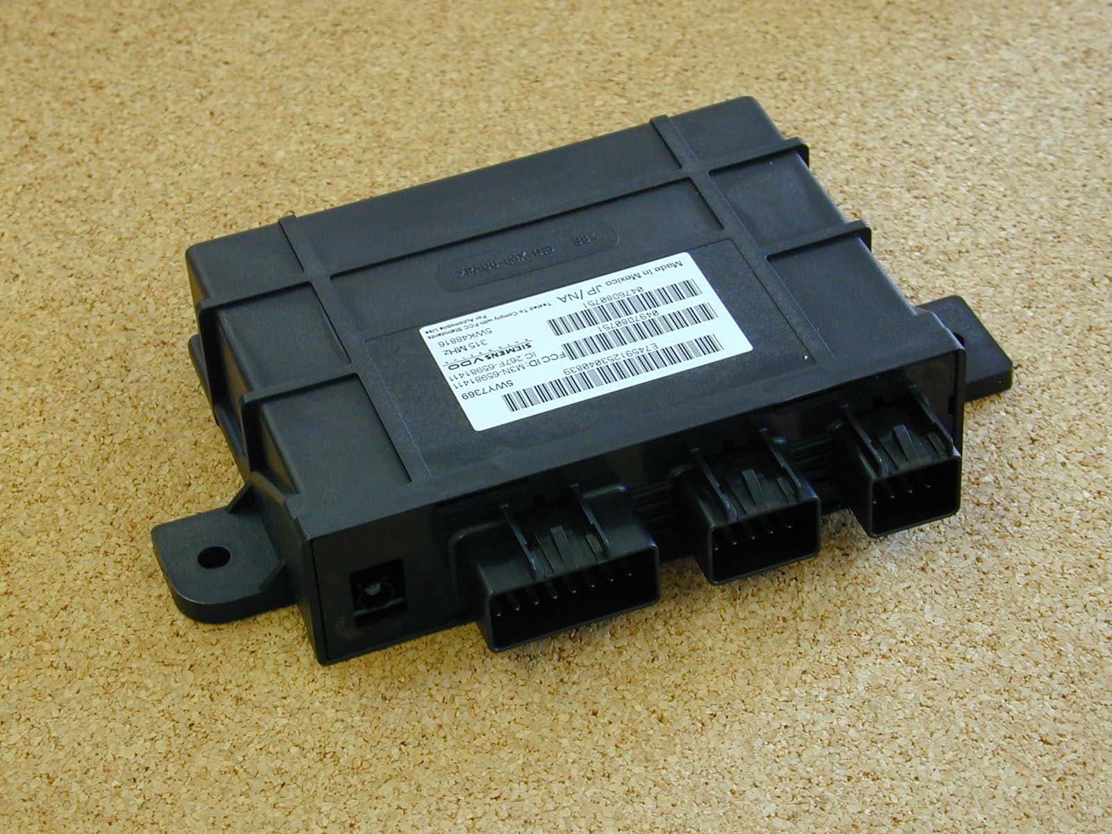 ECU Unit for Easy Key PASE System - FCC ID M3N-65981411 - Continental Automotive Systems, Inc. (3)
