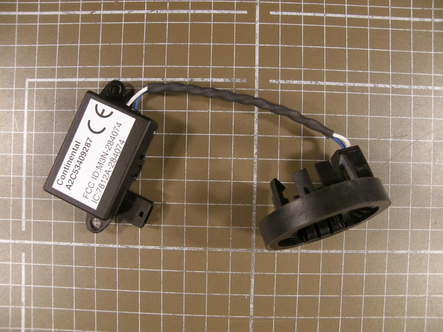 Vehicle Immobilizing System - FCC ID M3N284074 - Continental Automotive Systems, Inc. (3)