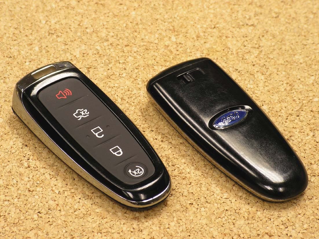 Auto Remote Entry/Start Transmitter - FCC ID M3N5WY8609 - Continental Automotive Systems, Inc. (2)