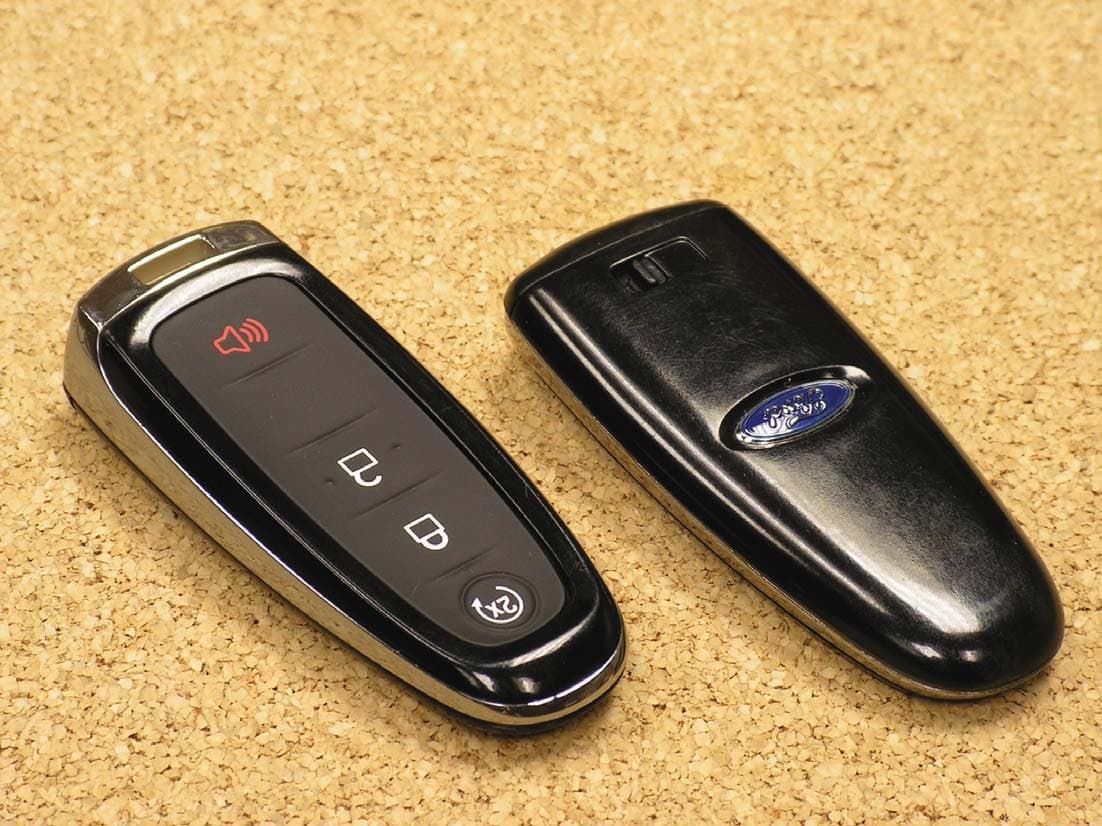 Auto Remote Entry/Start Transmitter - FCC ID M3N5WY8609 - Continental Automotive Systems, Inc. (3)