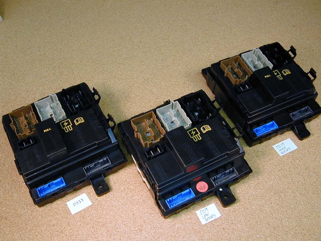 VDO Automotive Receiver - FCC ID M3N65981802 - Continental Automotive Systems, Inc. (3)