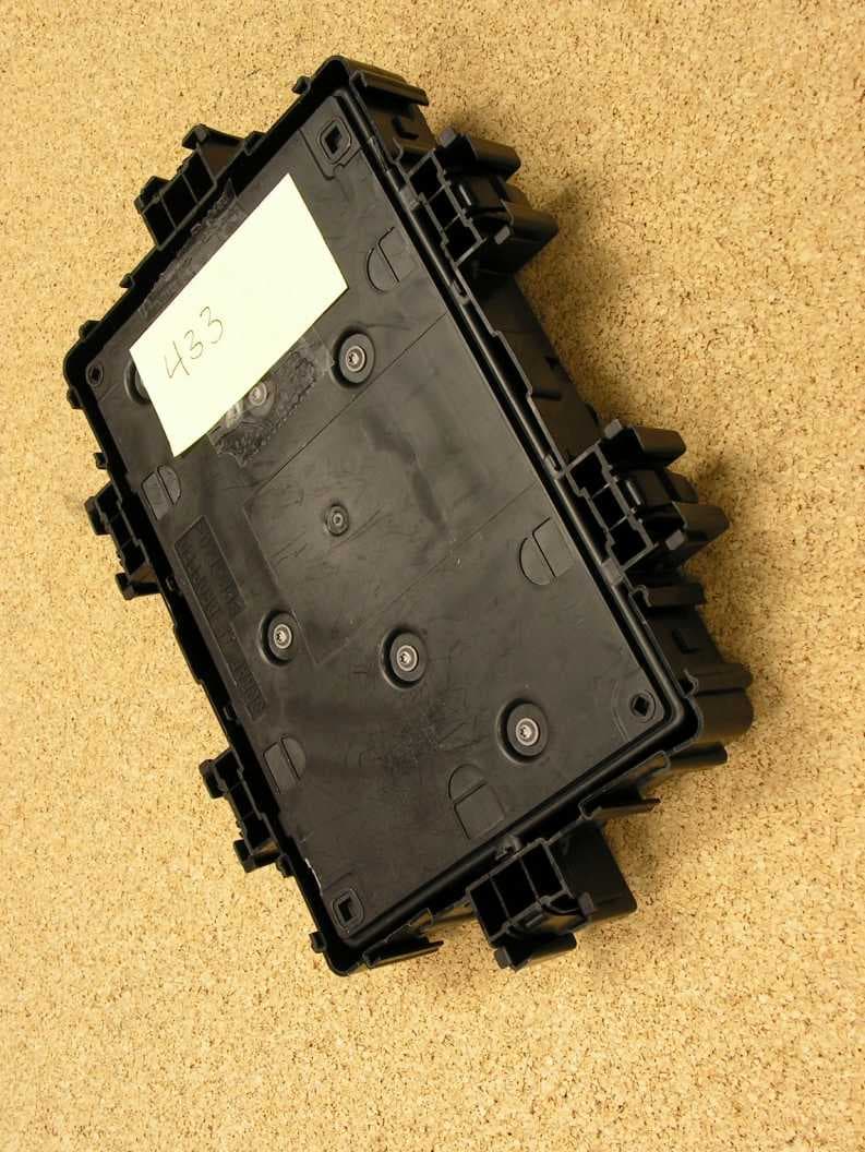 Automotive Keyless Entry Receiver - FCC ID M3N74295202 - Continental Automotive Systems, Inc. (3)