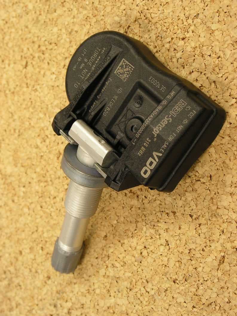 Tire Pressure Monitoring Transmitter - FCC ID M3N80157400 - Continental Automotive Systems, Inc. (2)