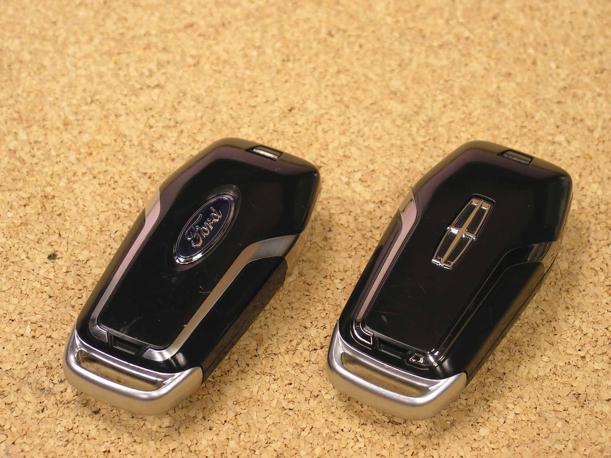 Automobile Entry/Security Transmitter - FCC ID M3NA2C31243300 - Continental Automotive Systems, Inc. (2)