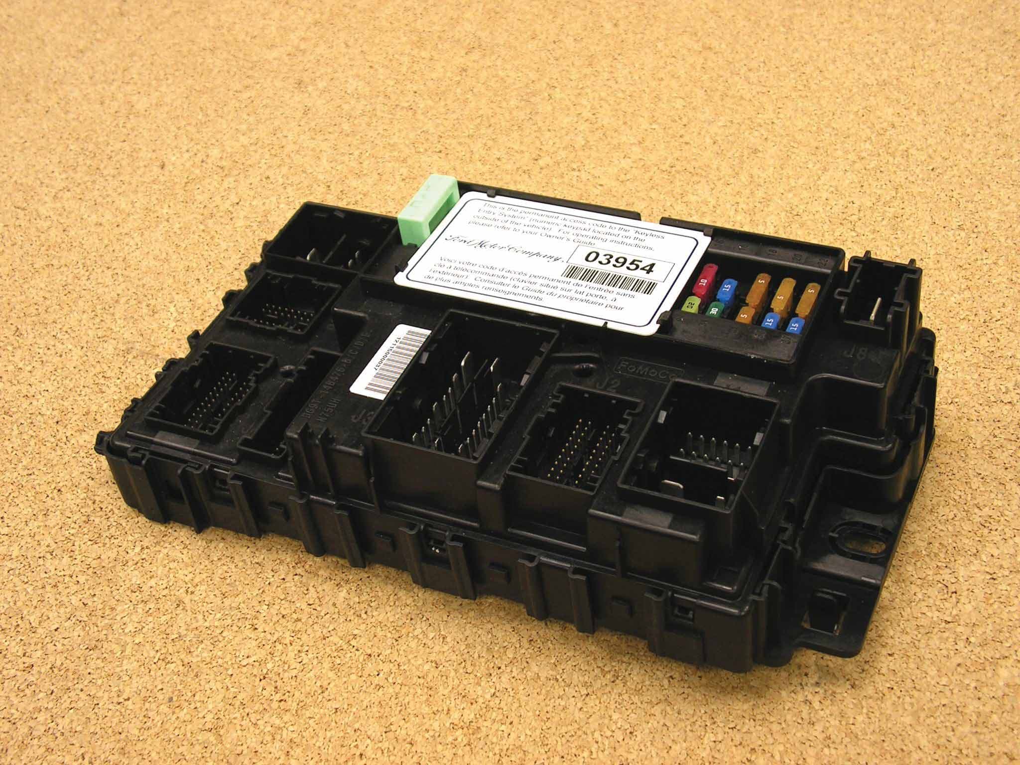 Vehicle Global Body Controller Module (GBCM) - FCC ID M3NA2C731087 - Continental Automotive Systems, Inc. (4)