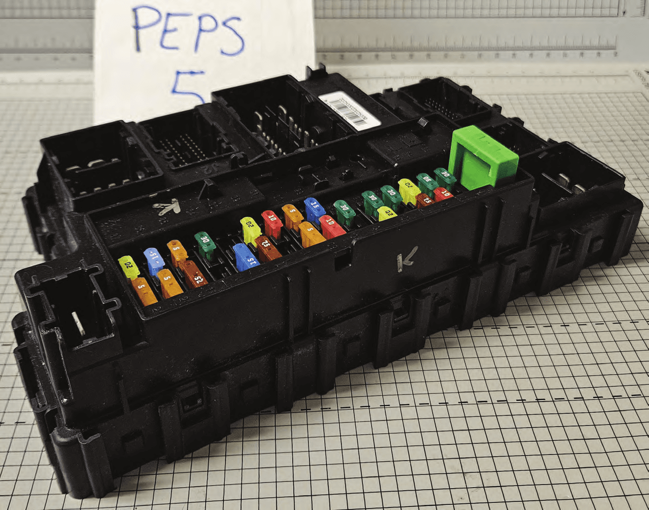 LF Transmitter - FCC ID M3NA2C786860 - Continental Automotive Systems, Inc. (3)