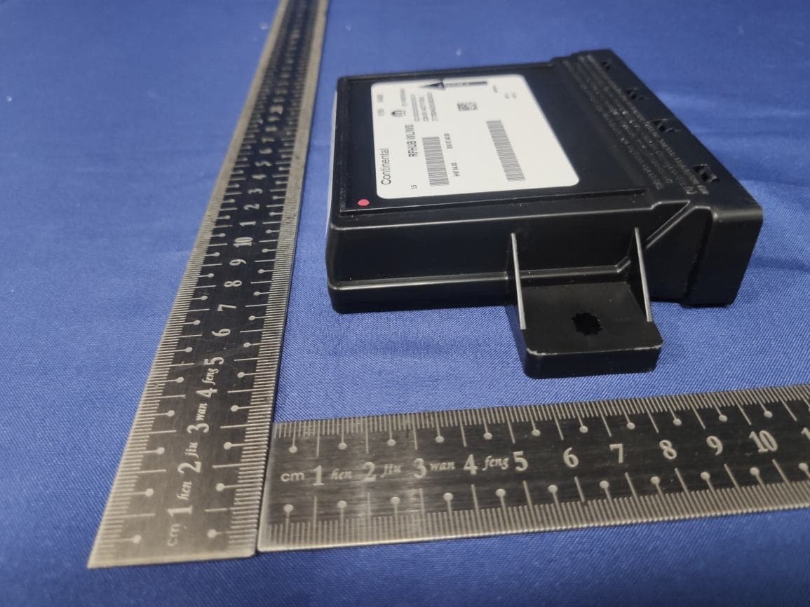 FCA WL/WS PASE System MY 2021 - FCC ID M3NWXRFHM1 - Continental Automotive Systems, Inc. (4)