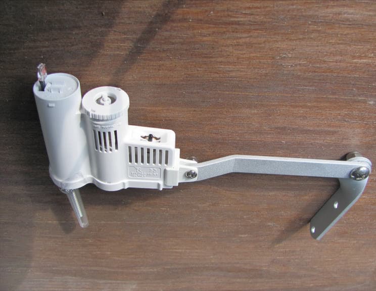 Wireless Solar Sync Transmitter - FCC ID M3USSW - Hunter Industries Inc (4)