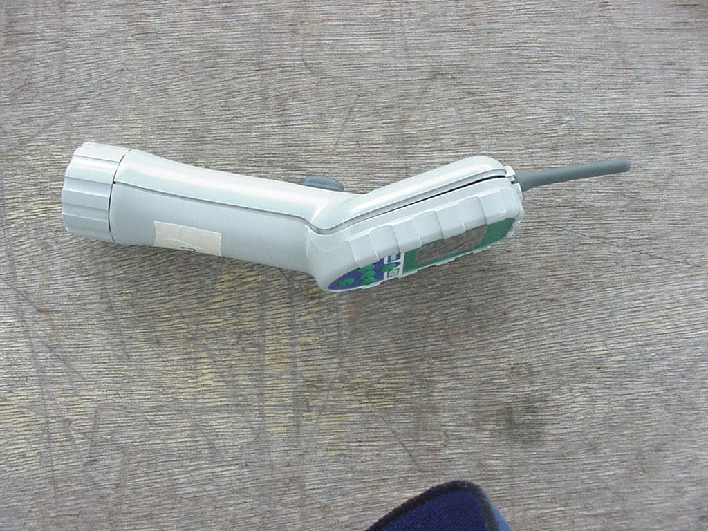 Wireless Valve Programmer - FCC ID M3UWVP - Hunter Industries Inc (2)