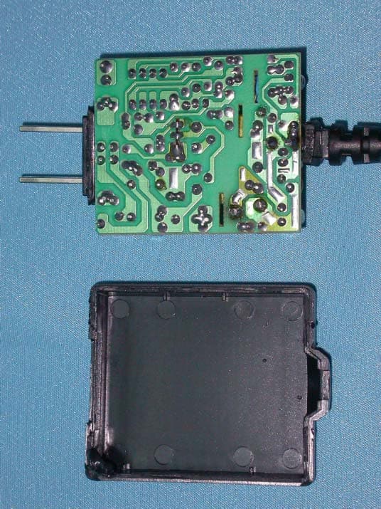 802.11b/g Wireless Station Adapter / Access Point - FCC ID M4Y-04-580 - Z Com Inc (2)