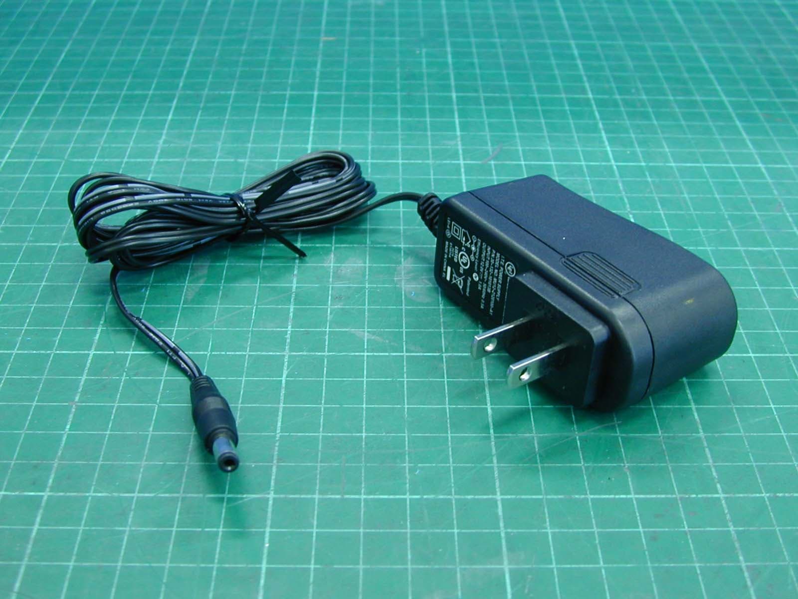 Wireless LAN Access Point - FCC ID M4Y-XG1020V04 - Z Com Inc (3)