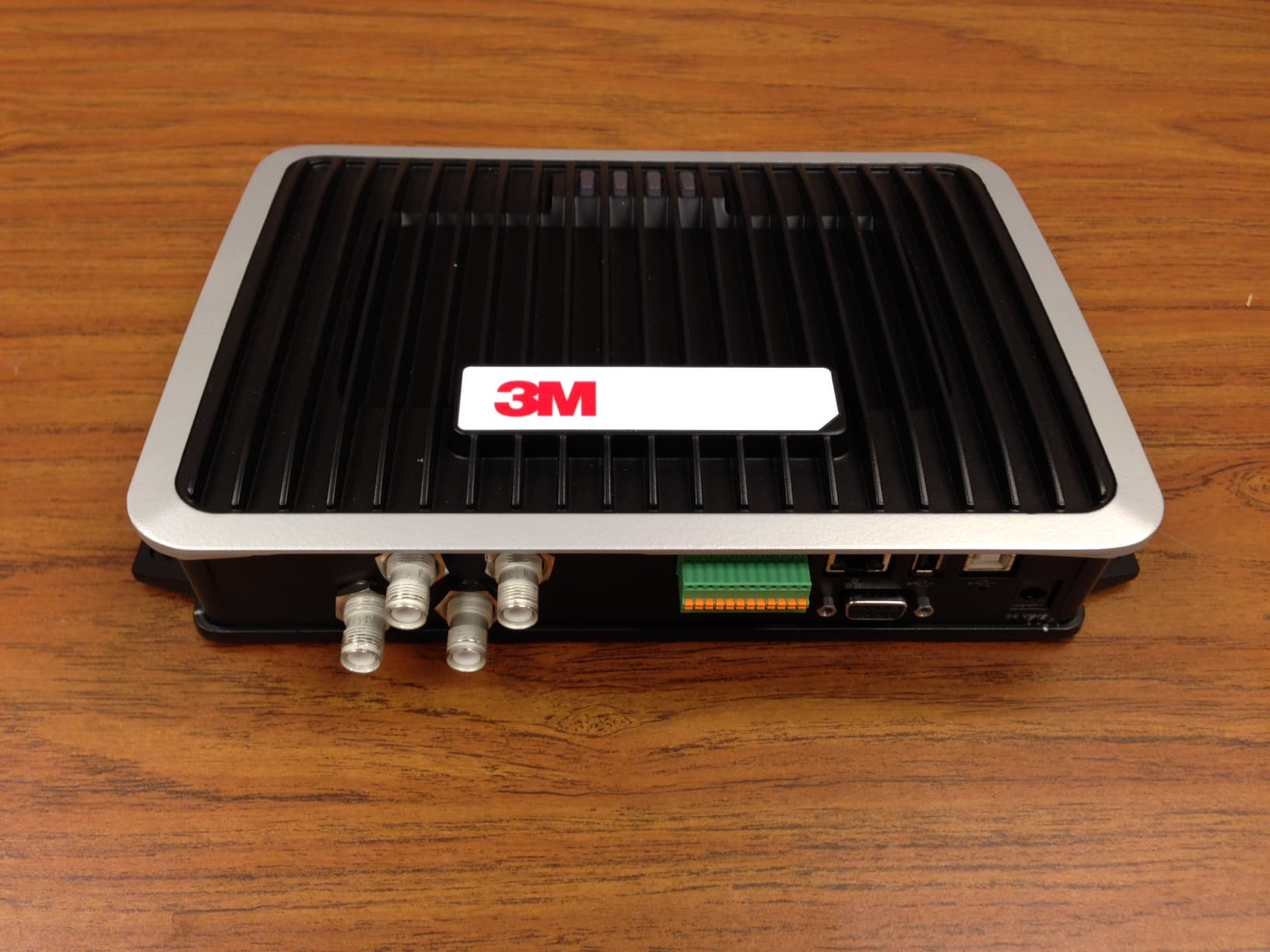 3M Compact RFID Reader - FCC ID M4Z1000 - 3M Traffic Safety Systems (2)