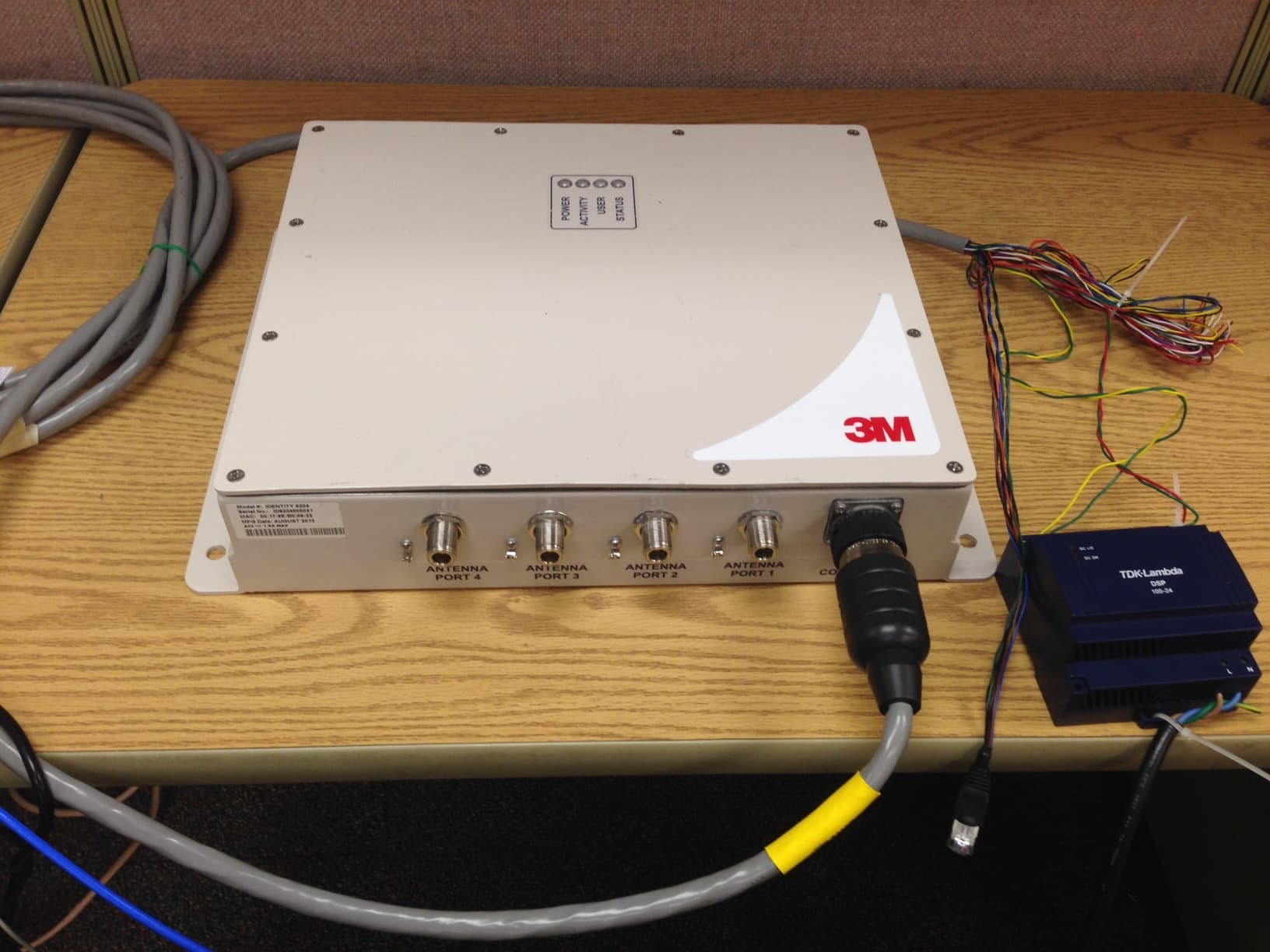 3M UHF RFID Reader - FCC ID M4Z6204 - 3M Traffic Safety Systems