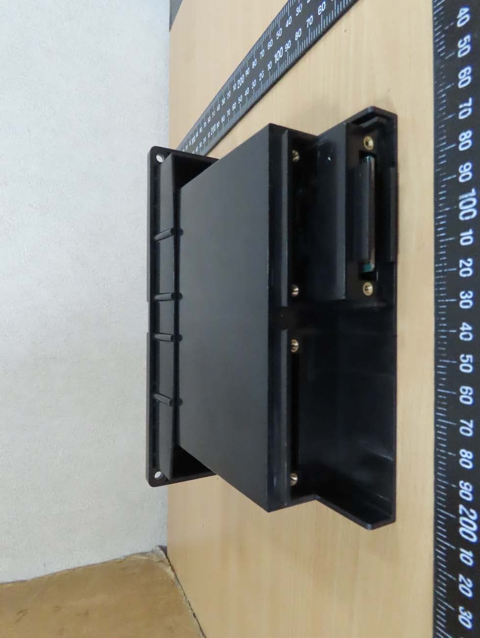 Wireless Transmitter - FCC ID M5X-MTM24 - Mipro Electronics Co Ltd (4)