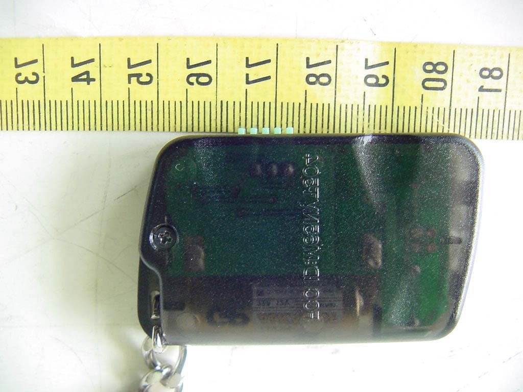 Auto Security System Transmitter - FCC ID M65NVT504 - Super Nova Co Ltd (2)