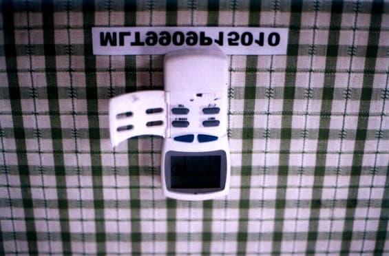 Lighting/Fan Remote - FCC ID M8CBC9006 - Fego Precision Industrial Co Ltd