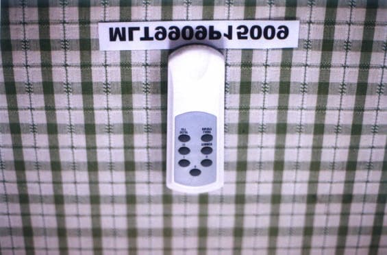 Lighting/Fan Remote - FCC ID M8CRL202 - Fego Precision Industrial Co Ltd (1)