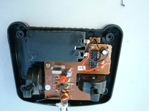 Remote Control Toy Transmitter - FCC ID M8Q3250027 - Ngai Keung Metal & Plastic Manufactory Ltd (2)