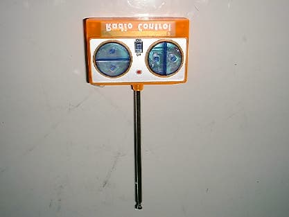 Remote Control Toy Transmitter - FCC ID M8QM64F49T - Ngai Keung Metal & Plastic Manufactory Ltd (1)