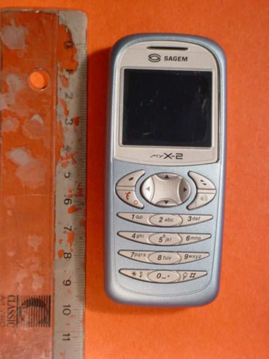 GSM 850/1900 Mobile Phone - FCC ID M9H95MYX2A - Sagem Wireless