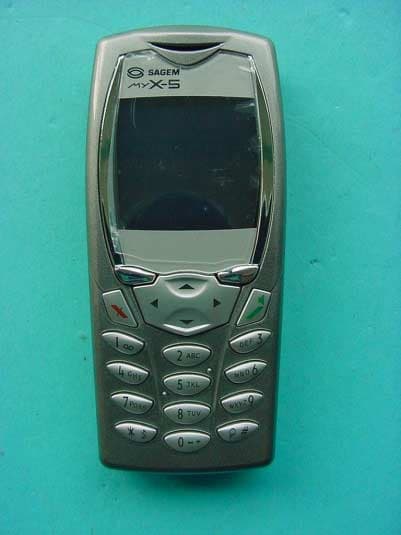 GSM 900/1900 Mobile Phone - FCC ID M9H95P2002 - Sagem Wireless