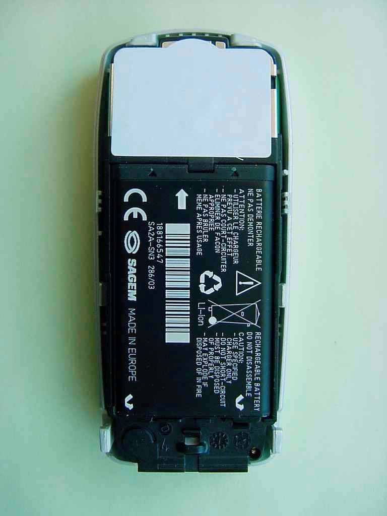 GSM 850/1900 Mobile Phone - FCC ID M9H95X32A - Sagem Wireless (4)
