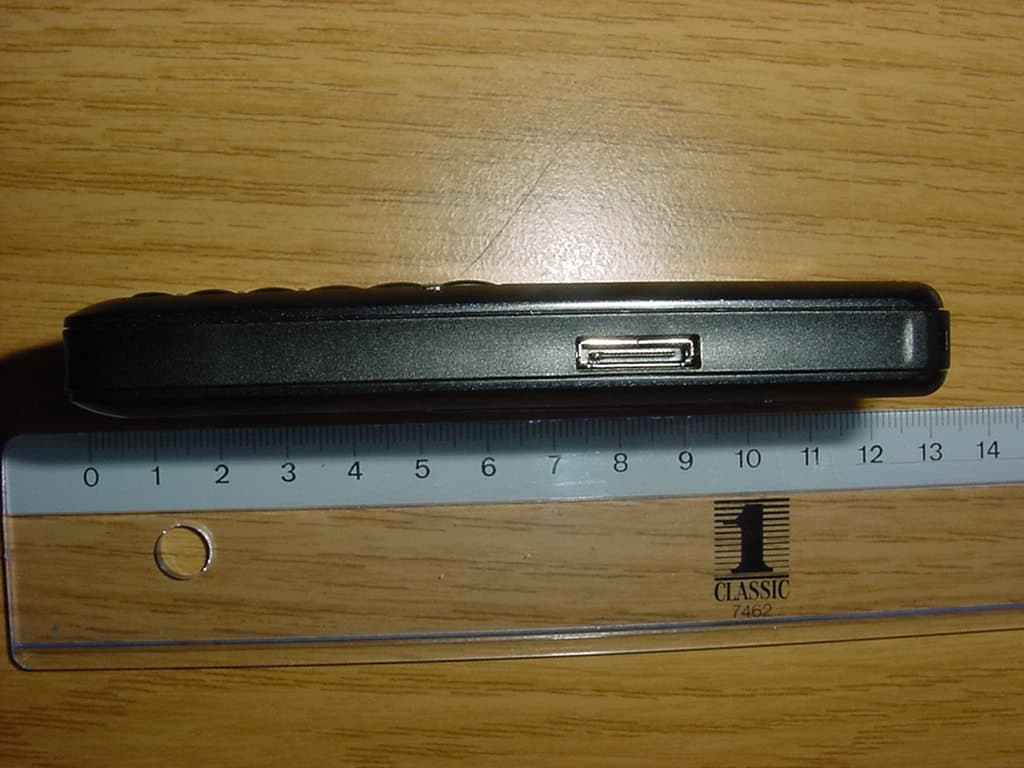 GSM 900/1800/1900 Mobile Phone with BT - FCC ID M9HD2005P - Sagem Wireless