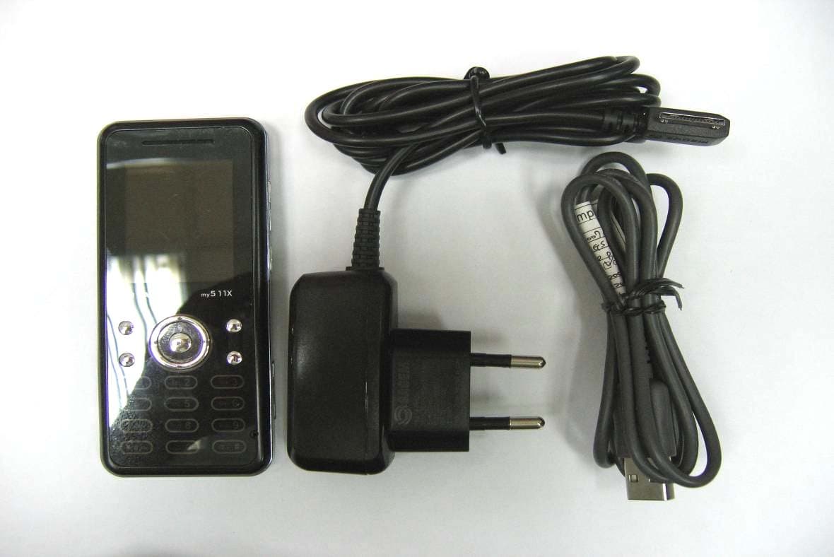 Mobile phone - FCC ID M9HDX07S2 - Sagem Wireless (2)