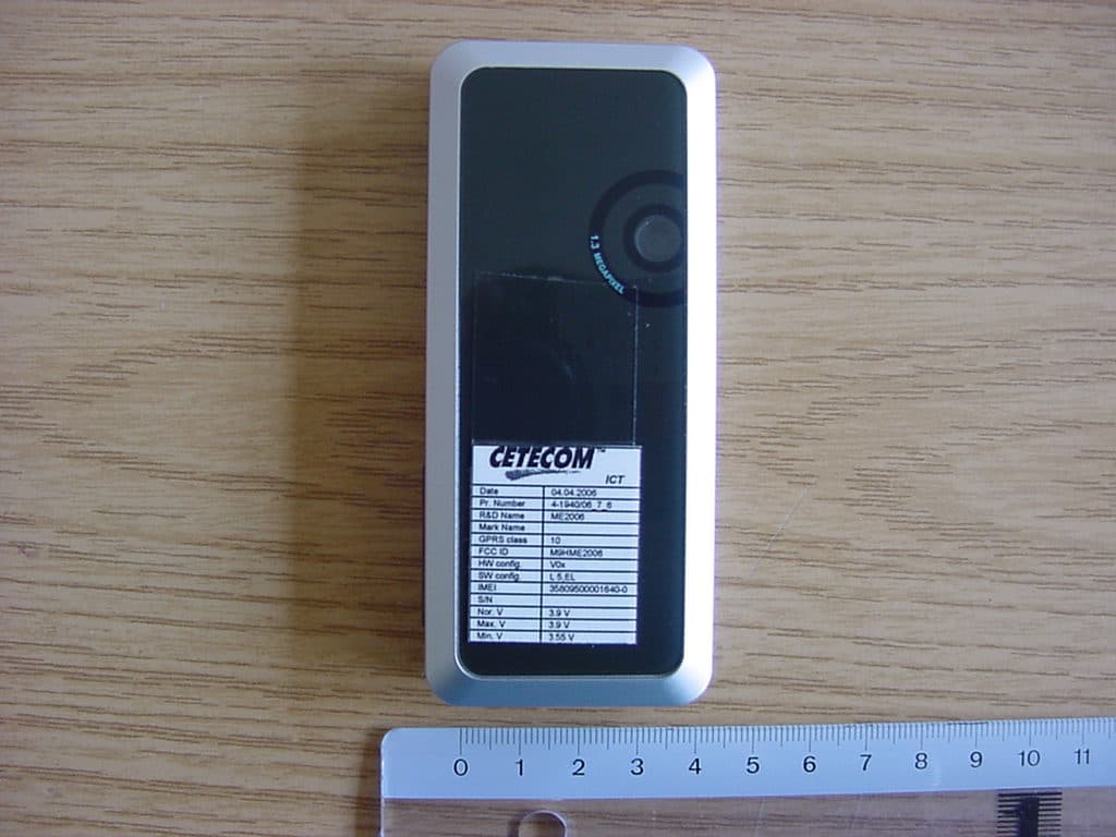 GSM/EDGE 900/1800/1900 Mobile Phone with Bluetooth - FCC ID M9HME2006 - Sagem Wireless (5)