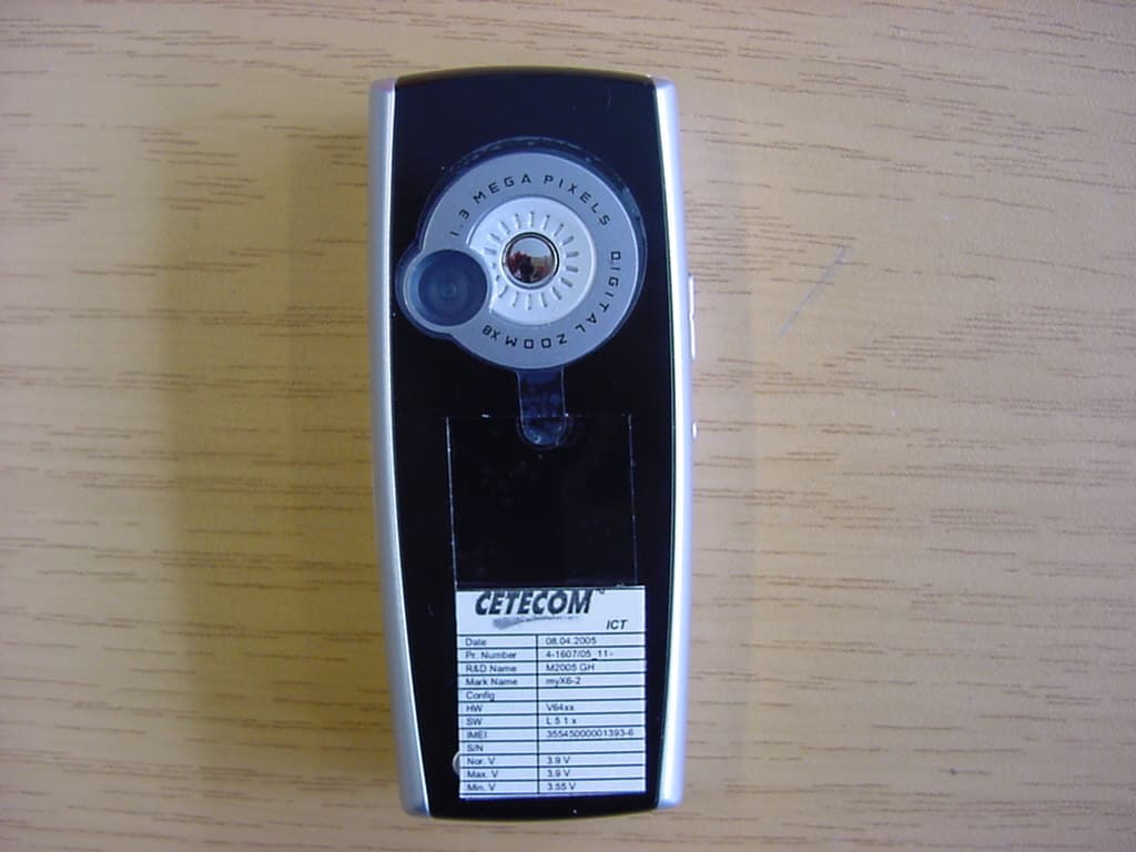 GSM 900/1800/1900 Mobile Phone with Bluetooth - FCC ID M9HMYX62 - Sagem Wireless (2)