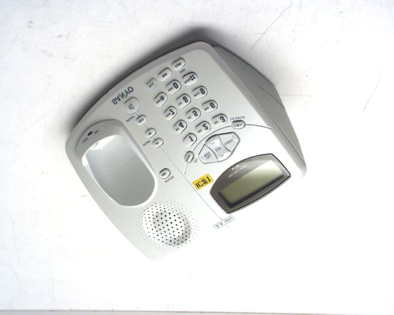 2.4 GHz Cordless Phone - FCC ID MBH-CLT24XX - Sanyo Canada Inc