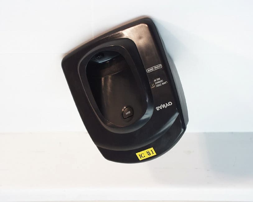 900 MHz Cordless Phone - FCC ID MBH-CLT99XX - Sanyo Canada Inc (4)