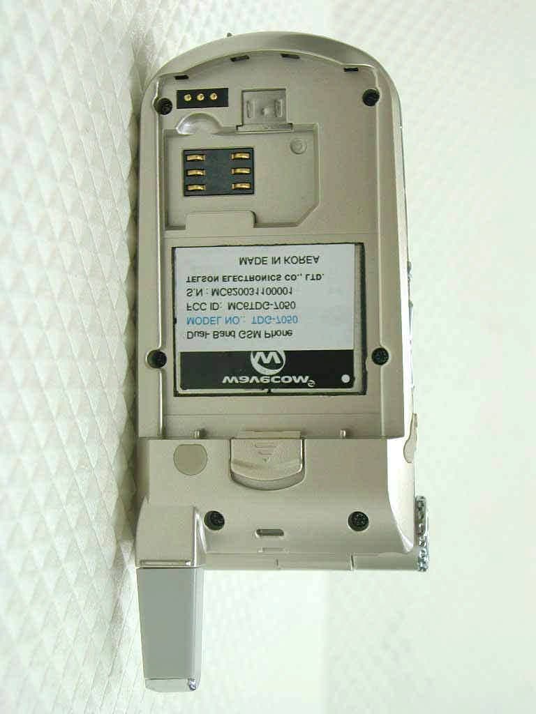 Dual-Band GSM Phone - FCC ID MC6TDG-7050 - Telson Electronics Co Ltd (2)