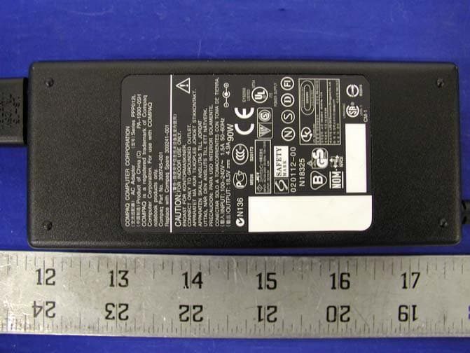 Laptop PC with Wireless LAN Card - FCC ID MCL-T60H42400 - HON HAI Precision Ind. Co., Ltd. (3)