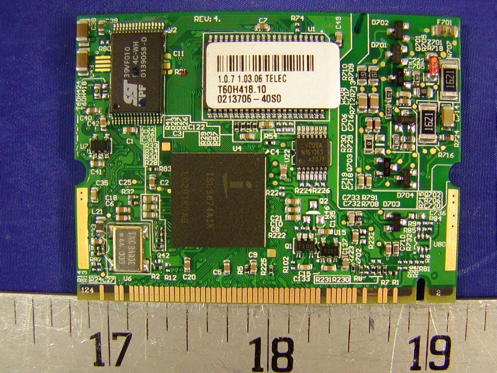 WLAN 802.11b Card - FCC ID MCLT60H418 - HON HAI Precision Ind. Co., Ltd. (3)