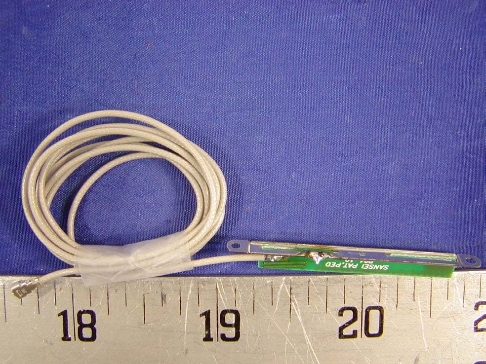 WLAN 802.11b Card - FCC ID MCLT60H418 - HON HAI Precision Ind. Co., Ltd. (5)